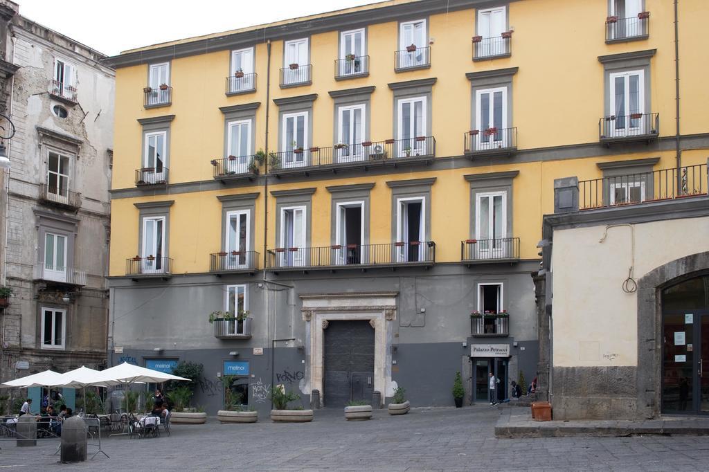 Domus Decumana Apartment Napoli Phòng bức ảnh