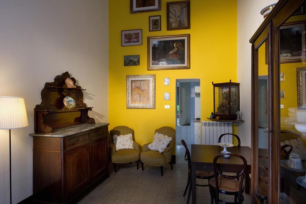 Domus Decumana Apartment Napoli Phòng bức ảnh